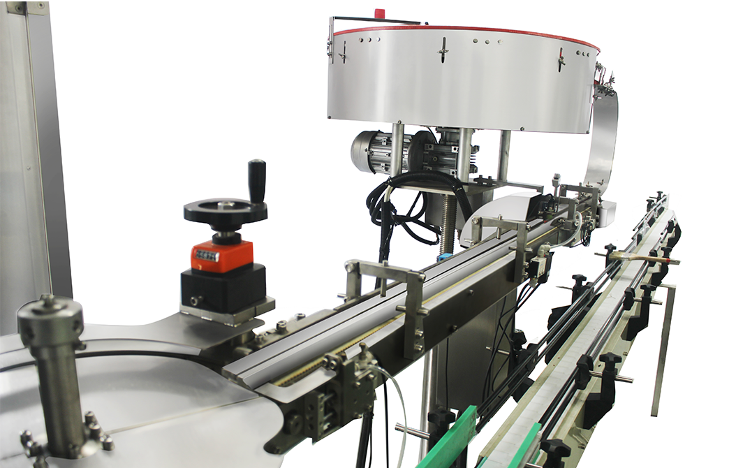 Rotary capping machine