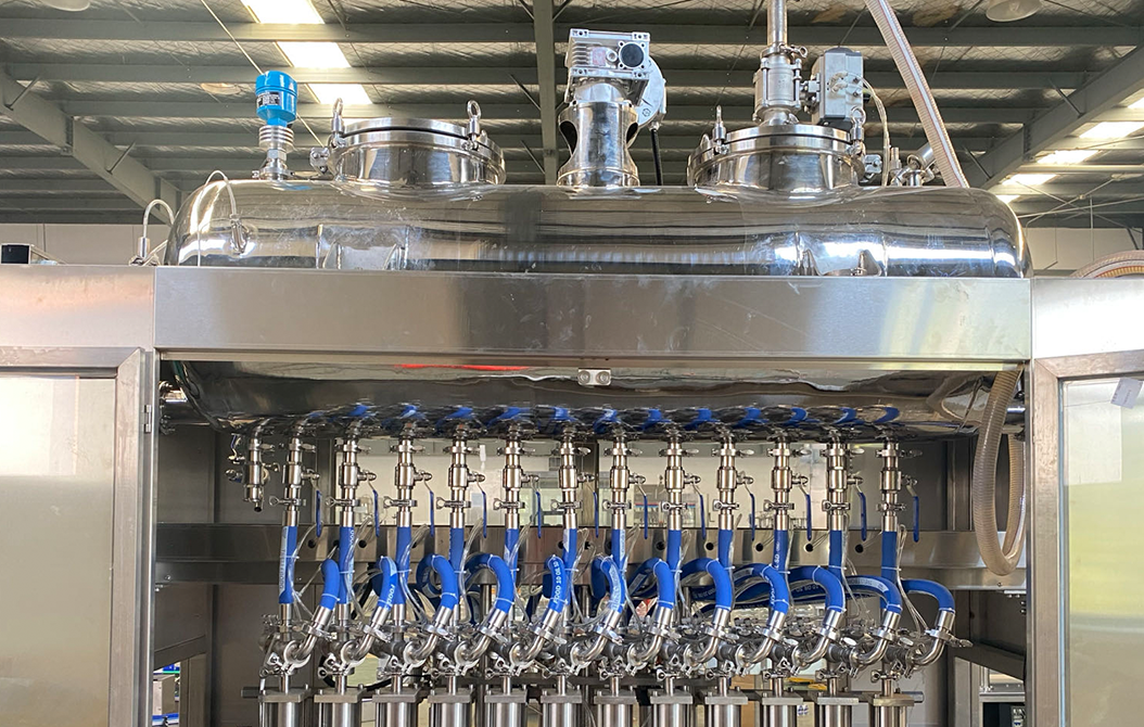 gravity filling machine tank