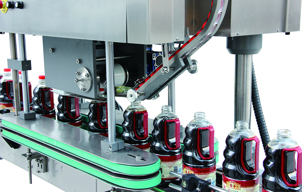 Pressure capping machine 