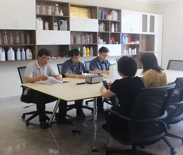 PROFESSIONAL TECHNICAL TEAM