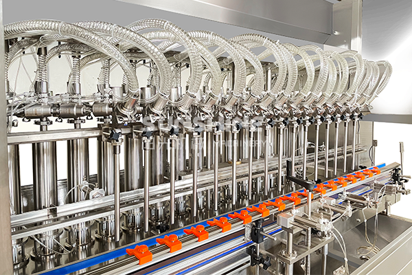 <strong>Oil Filling Machine</strong>